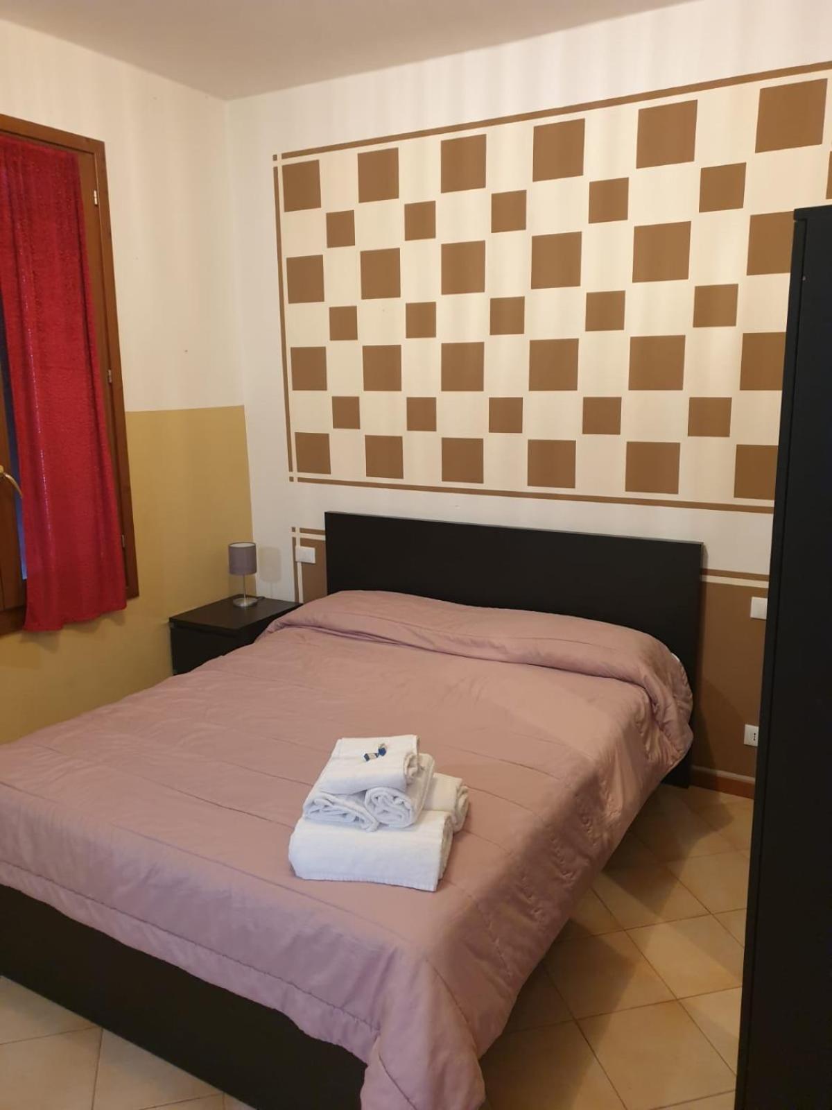 Hotel Salotto "900Strati" Bergamo Esterno foto