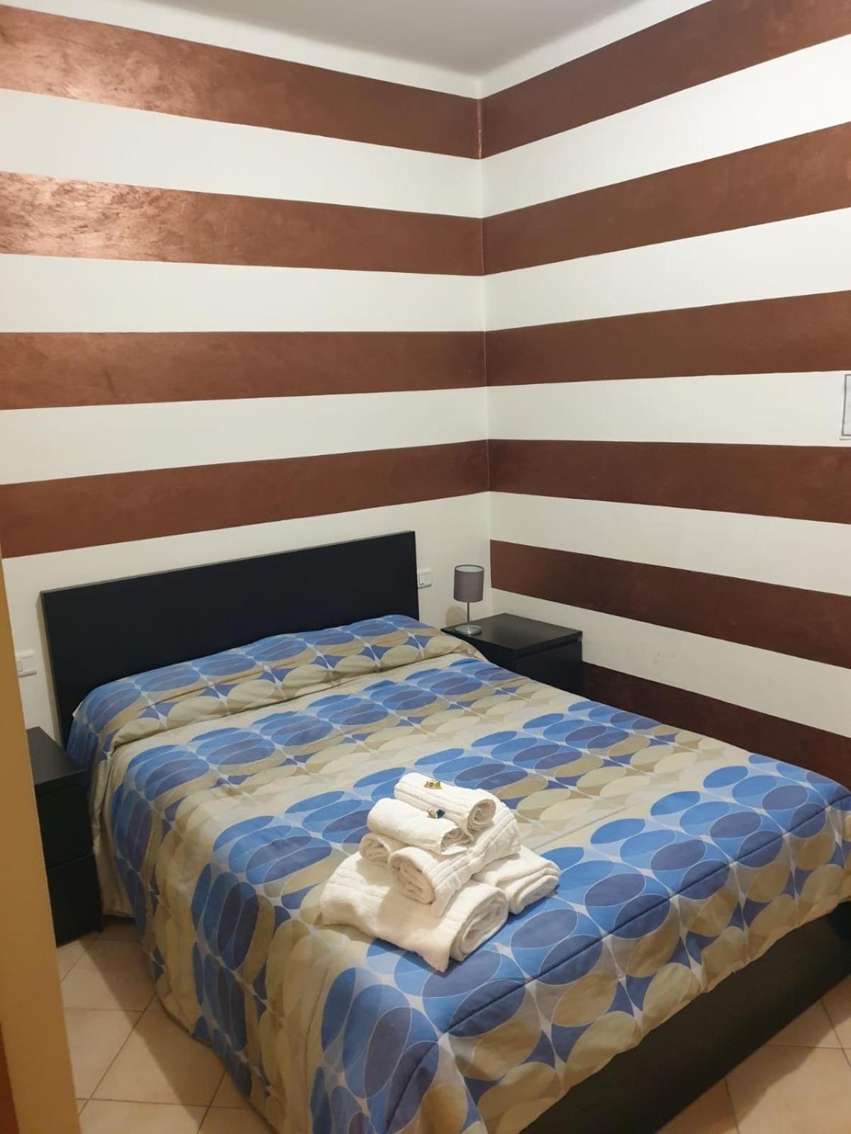 Hotel Salotto "900Strati" Bergamo Esterno foto